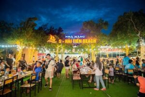 Nhà hàng S Hải Tiến Beach
