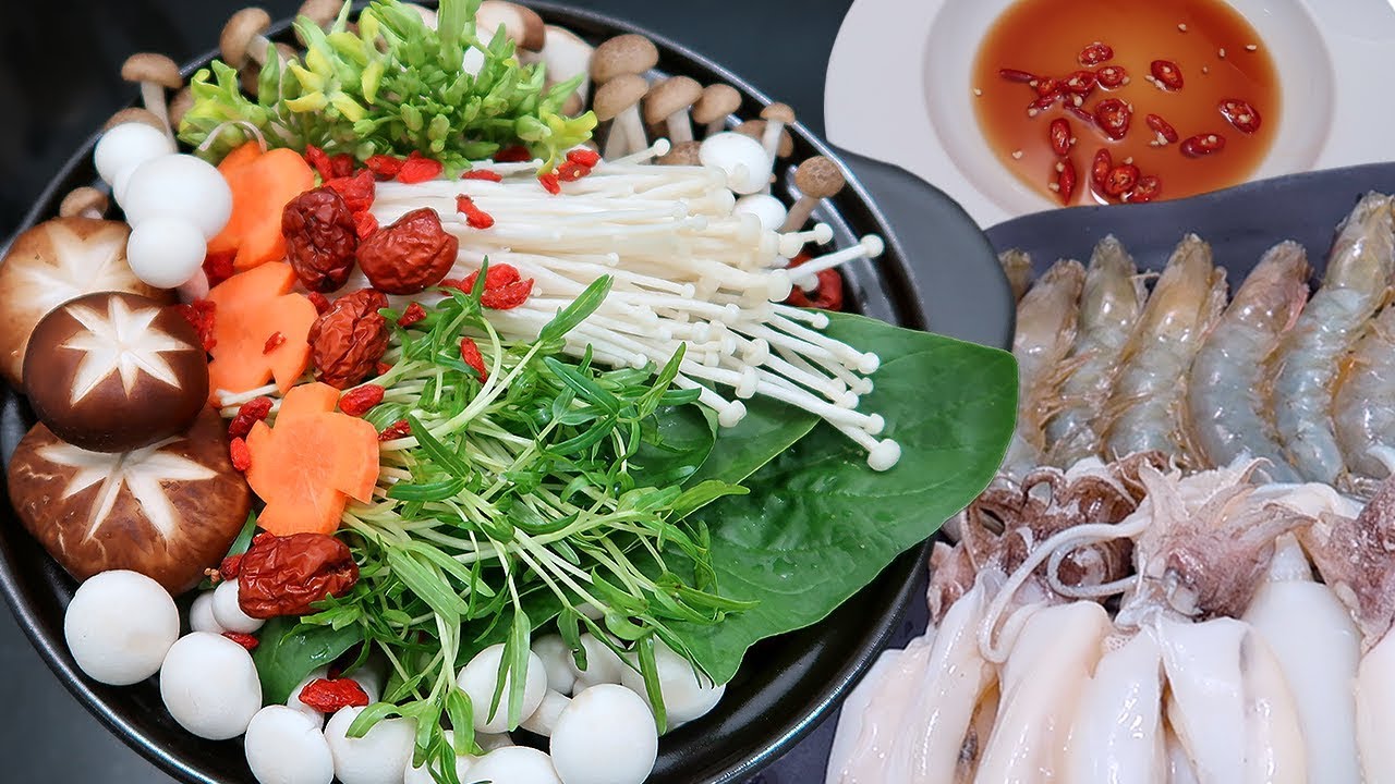 Ăn gì ở Hải Tiến? Top 10 món ngon không thể bỏ lỡ